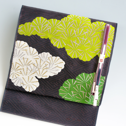 洛風林：九寸名古屋帯『紗綾型に松』 – 創作着物と帯の専門店 Marutoya