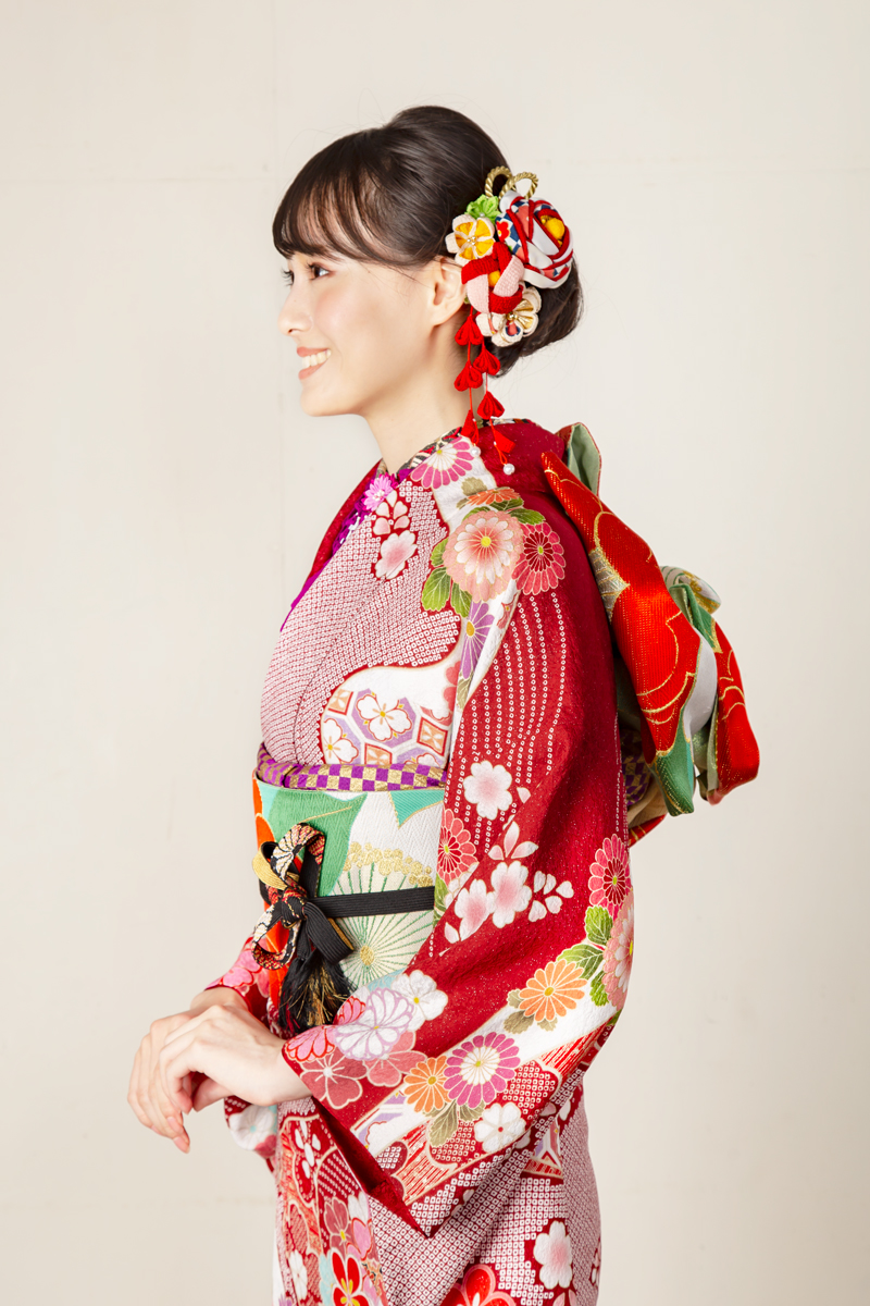 MKK-016】☆ 赤地に扇や菊藤の古典文様絞り柄振袖振袖 | 日本最大級の