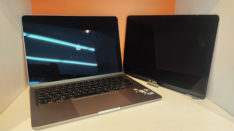 Apple MacBook Air A2681(M2, 2022)の液晶画面が割れた 液晶交換 東京