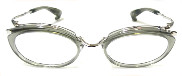 フォーナインズM-12