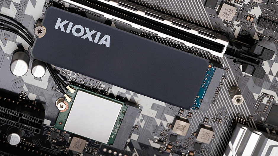EXCERIA with Heatsink - NVMe™ 対応 SSD | KIOXIA - Japan (日本語)