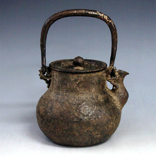 tb143 初代亀文堂 波多野正平写 鶴首鉄瓶 共蓋 鉄壺 約0.8L【日本製