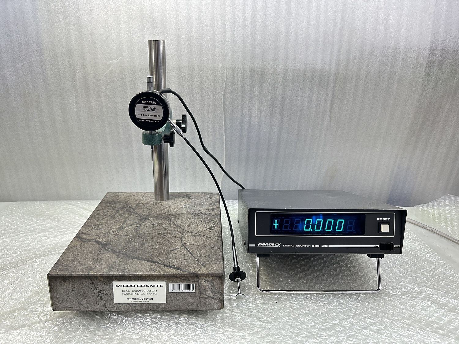 C165194 デジマイクロ(リニアゲージ) PEACOCK D-10S | 株式会社 小林機械