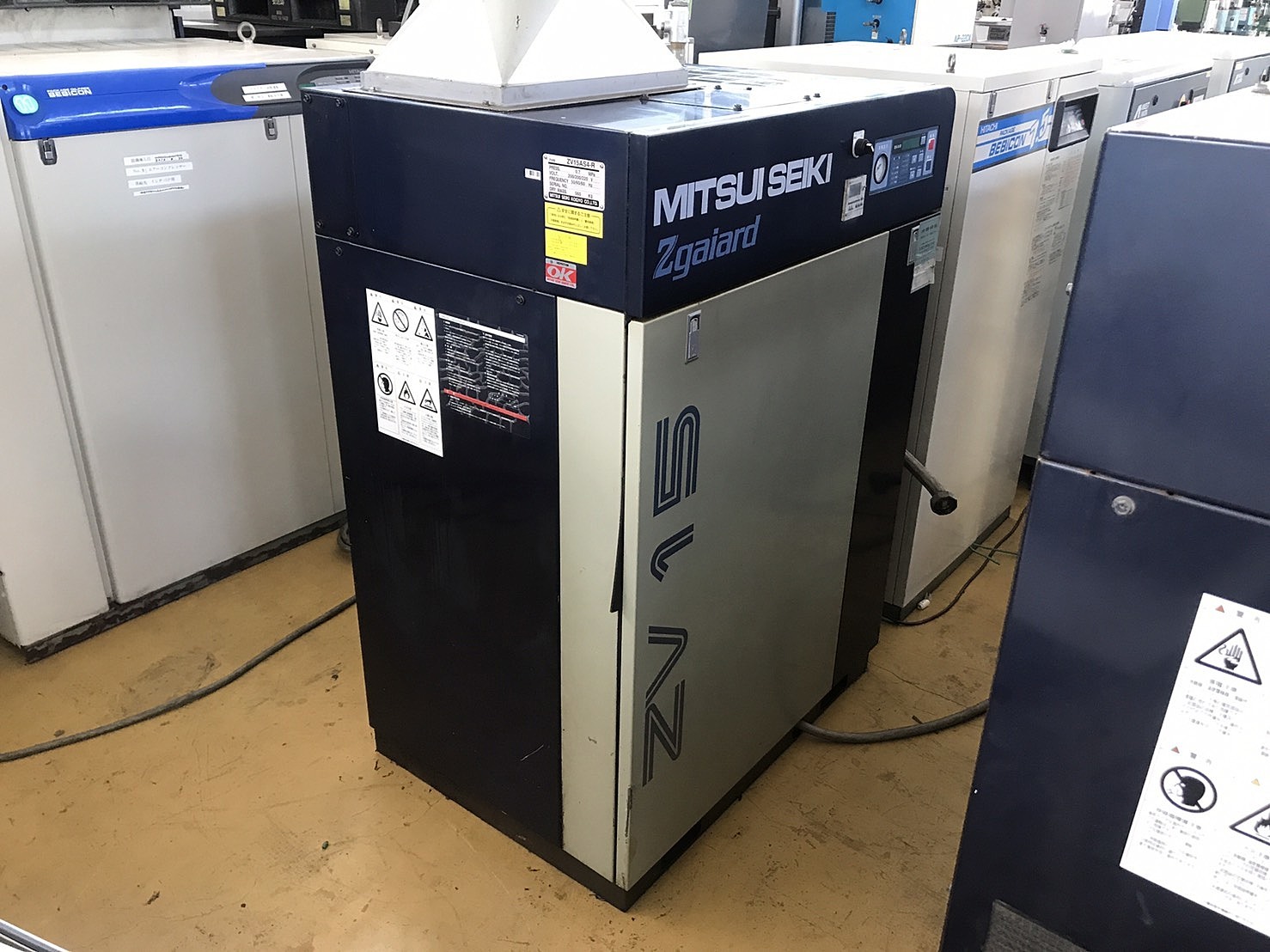 C122405 スクリューコンプレッサー 三井精機 ZV15AS4-R | 株式会社