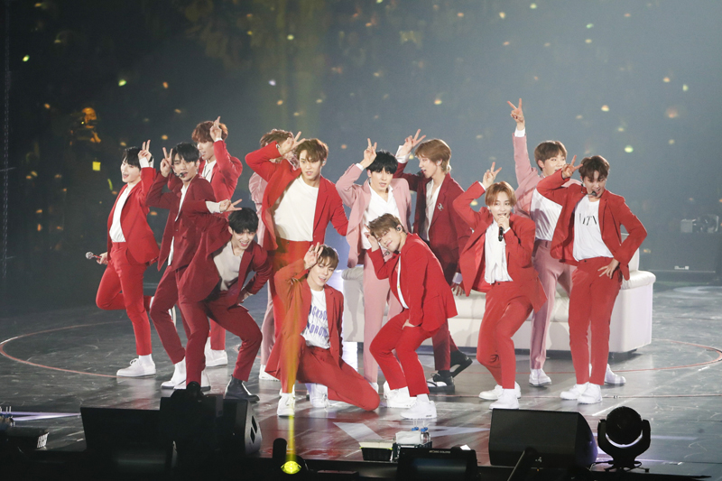 セブチ”ことSEVENTEEN、2月に開催された「SEVENTEEN 2018 JAPAN ARENA