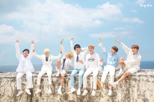 BTS - [2018 SEASON GREETINGS] – kpopalbums.com