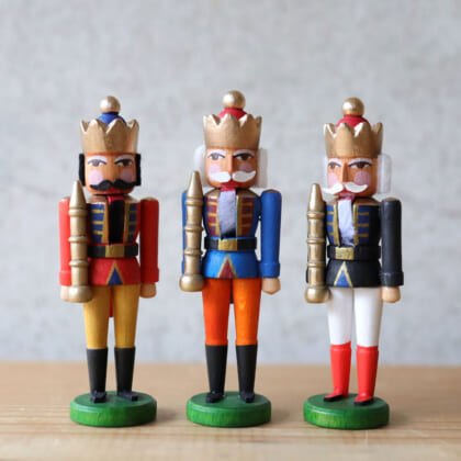 エルツ地方・ザイフェン村の工芸品 | 遊びとおもちゃの専門店 krtek