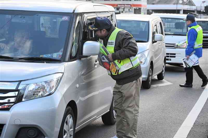 多良木署管内、交通死亡事故ゼロ1500日 2012年以降で熊本県内初｜熊本