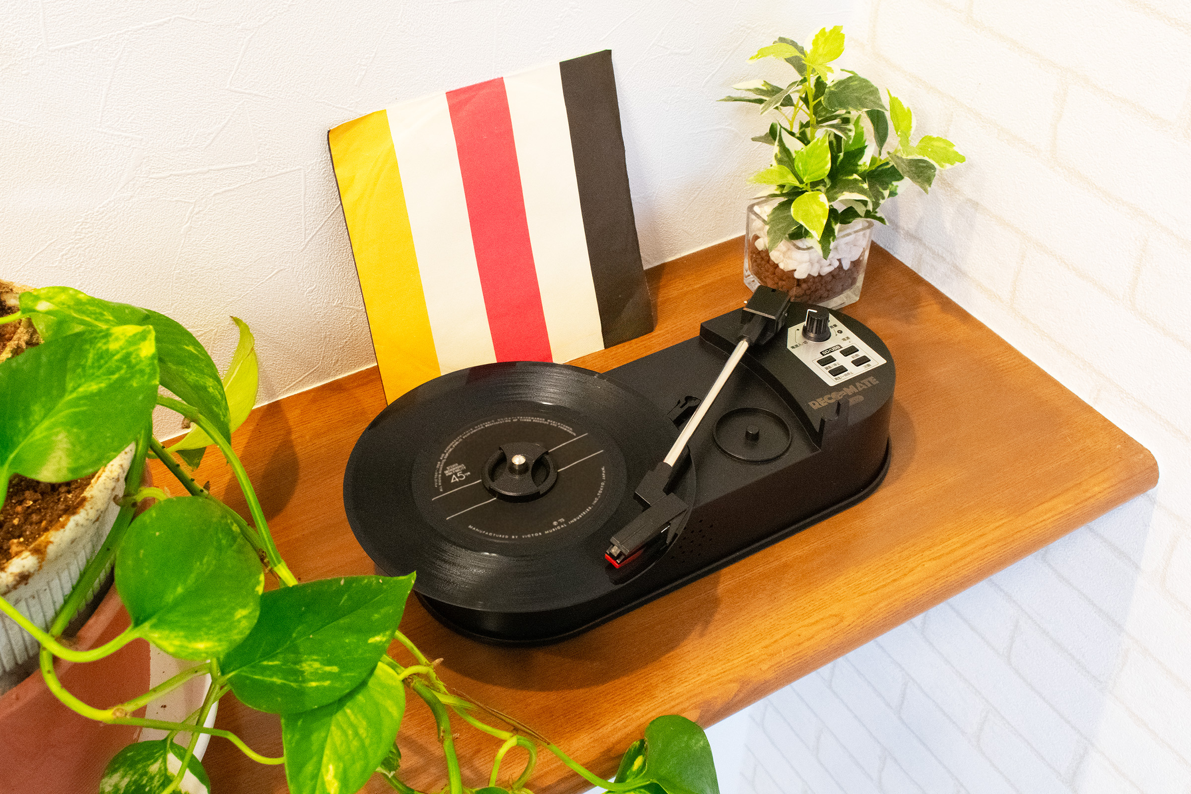 Retro Sound どこでもレコードプレーヤー【RECO-MATE (レコメイト