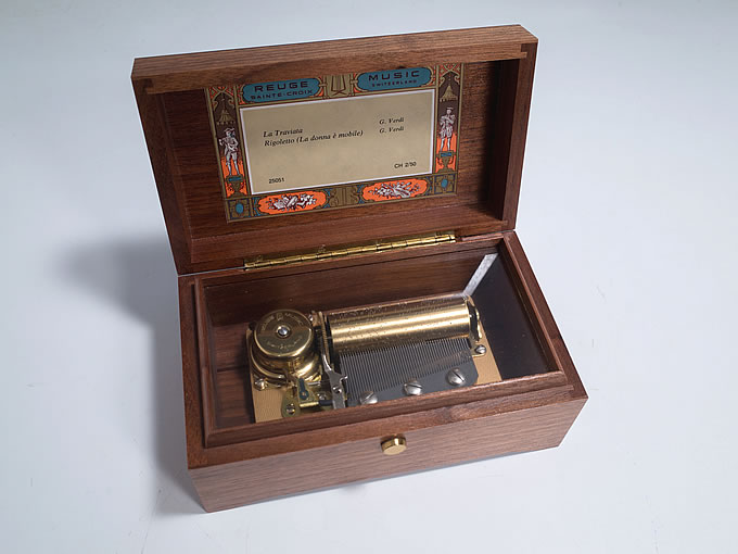 リュージュのオルゴール（50弁） | 東京世田谷の買取専門店くらしのくら