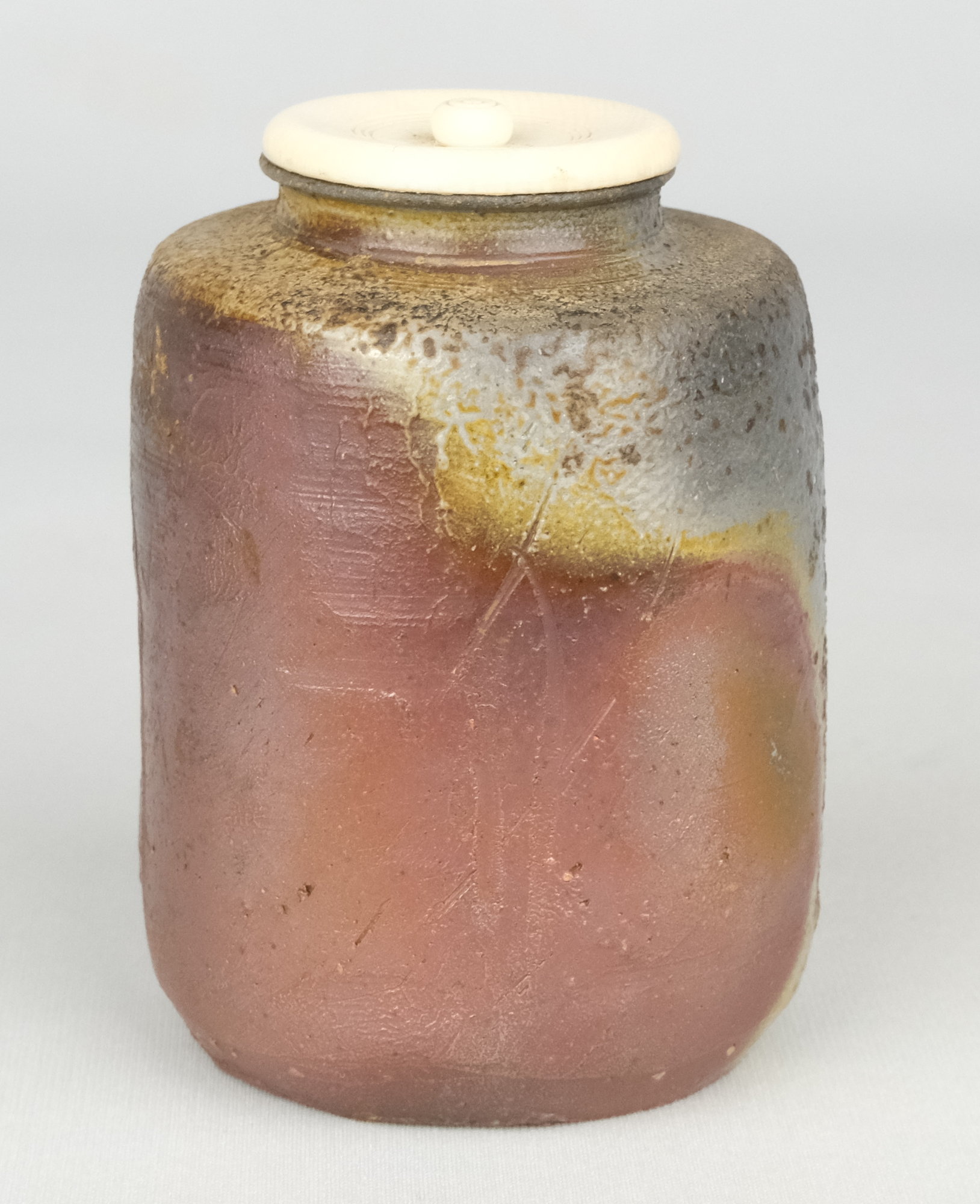 栗山園オンライン通販部 / 【出物】 備前肩衝茶入 伊勢崎満