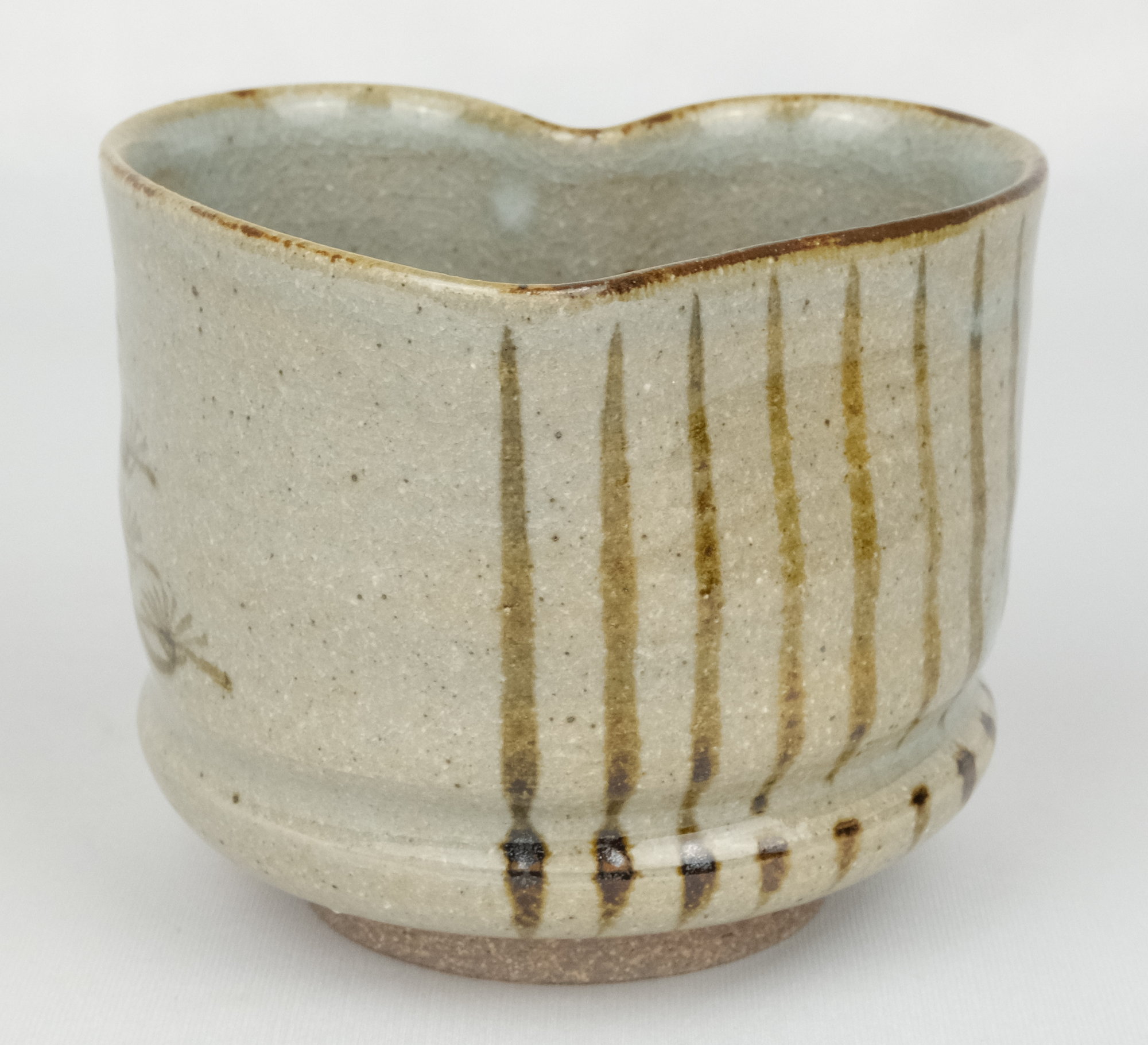 栗山園オンライン通販部 / 【出物】 松絵洲浜型茶碗 3代矢口永寿