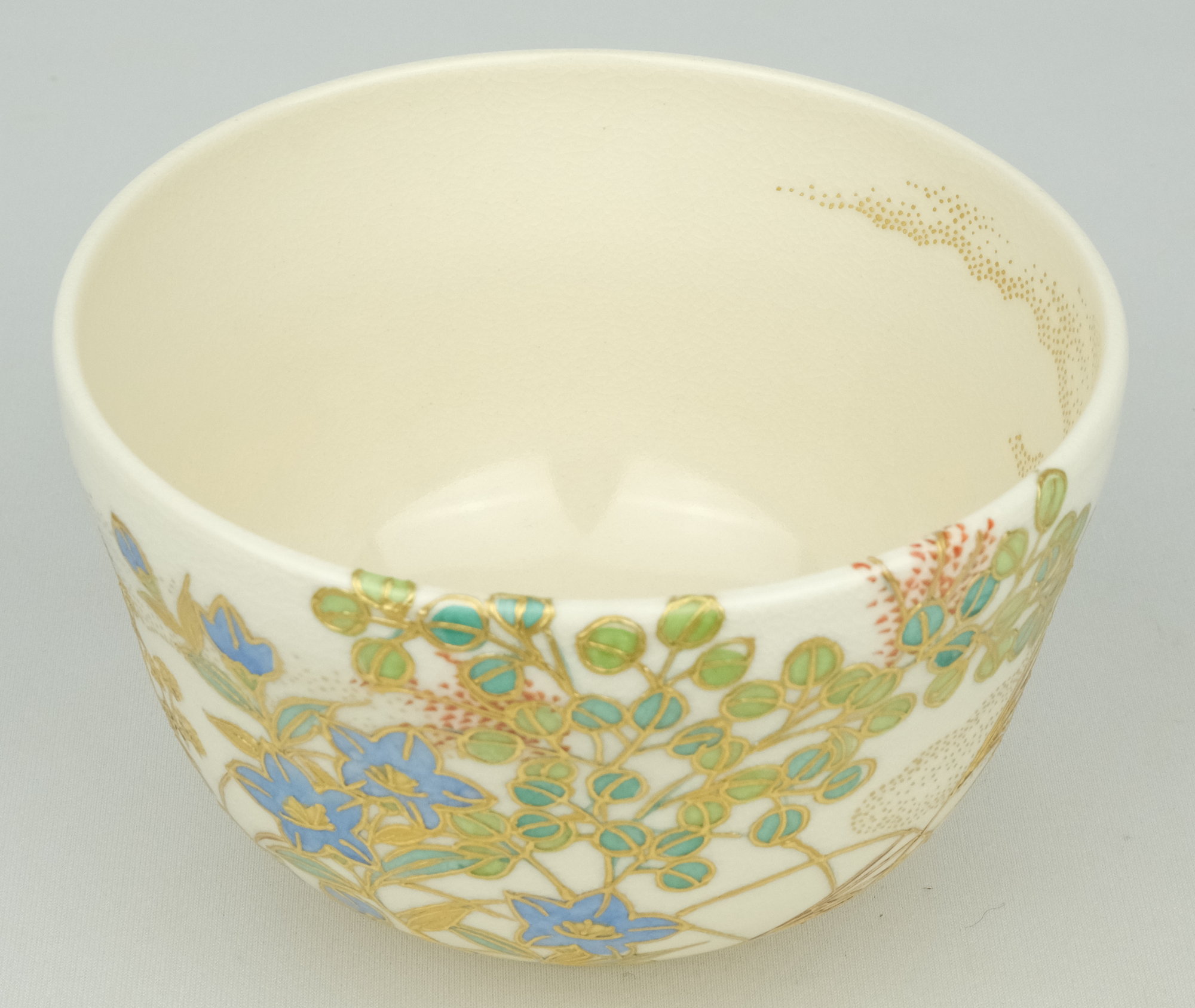 栗山園オンライン通販部 / 【出物】 秋草絵茶碗 茜窯（岡田華渓） 鵬