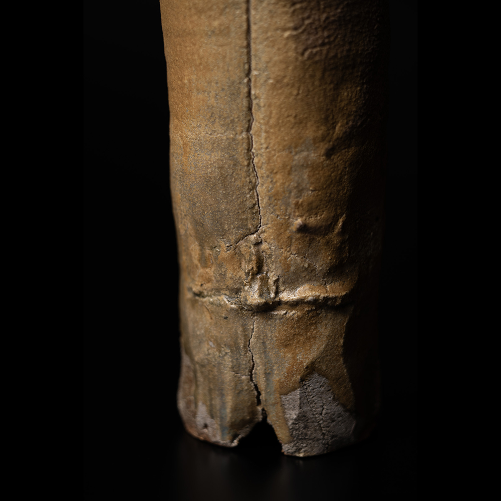 荒川豊蔵 黄瀬戸竹花入 | しぶや黒田陶苑