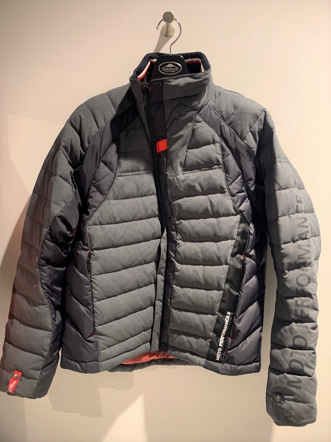 KUSHITAINI最高レベルの防寒性能!アロフトフードジャケット