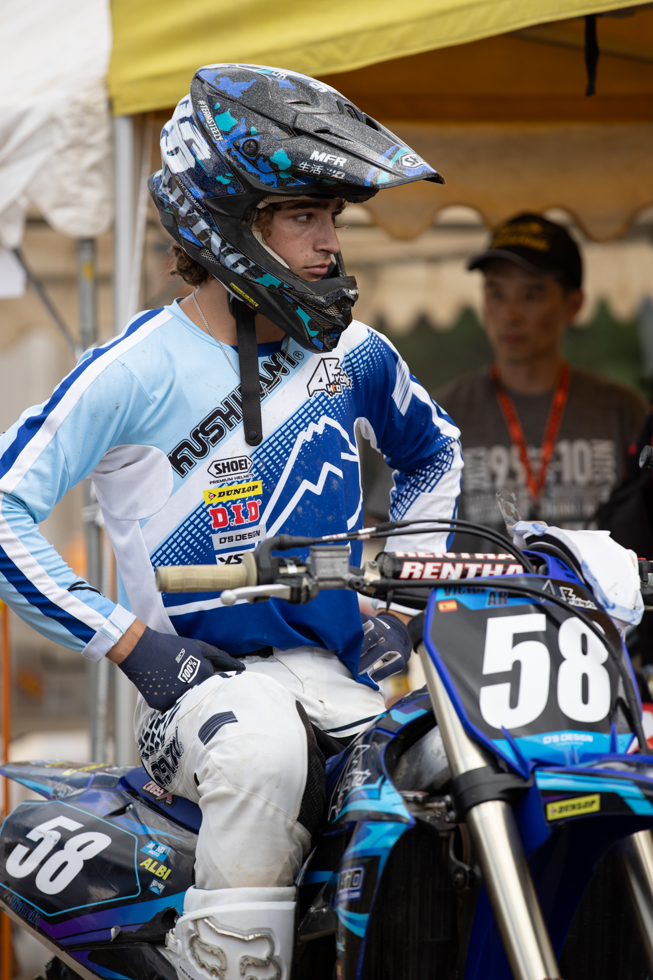 ビクトルと楠本に聞く、クシタニオフロードウエア | KUSHITANI LOGS