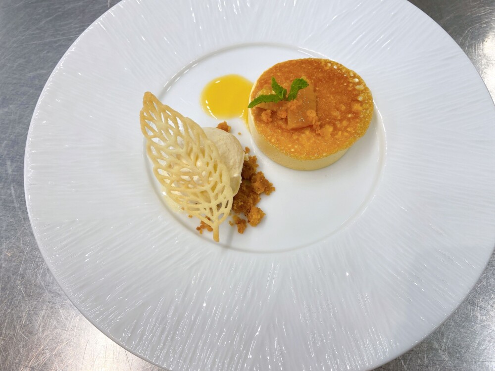 レストラン実習＞学生が運営する フランス料理レストラン 「Le Grand