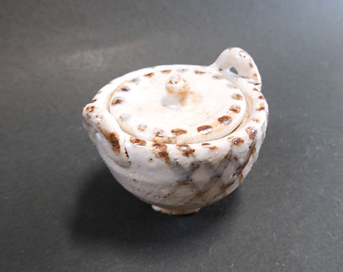 志野 香合 | 【骨董品買取】日本全国対応・老舗骨董店の古美術やかた