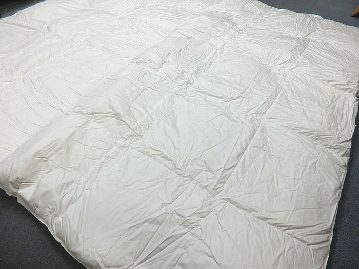 京都西川 羽毛布団 キング 日本製 230x210cm ハンガリーダウン90% 綿