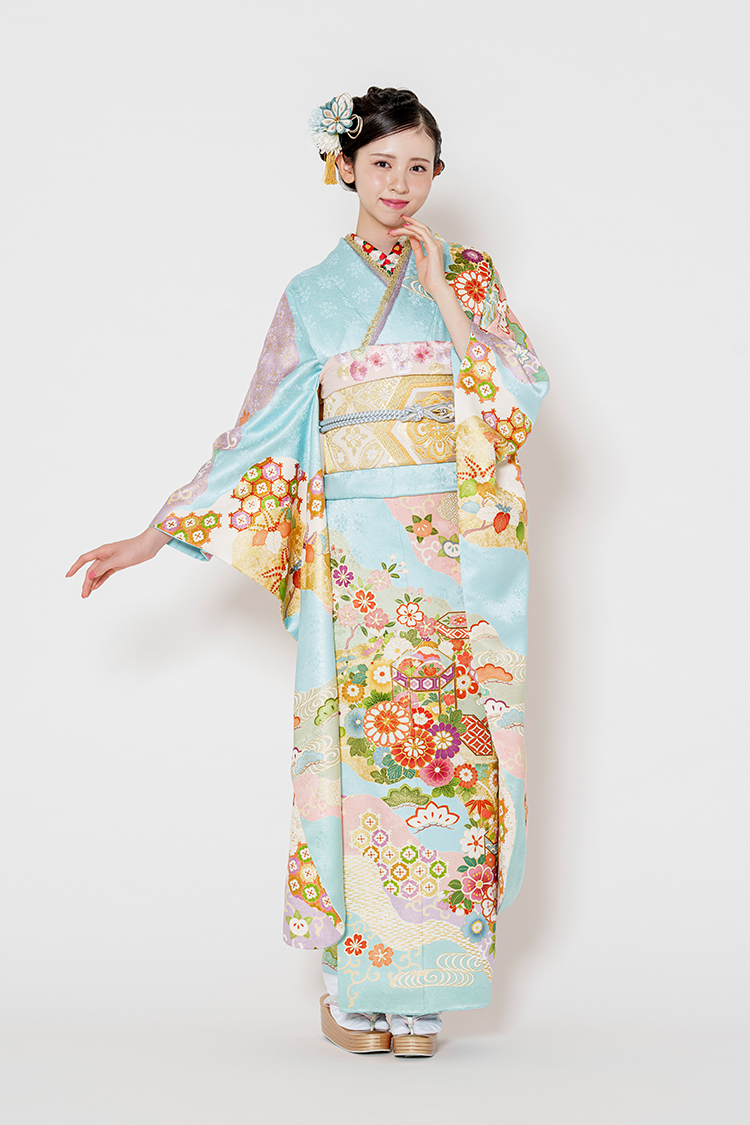 No.149 【新品振袖/京友禅】【水色】人気のやわらかな水色と豪華な装飾