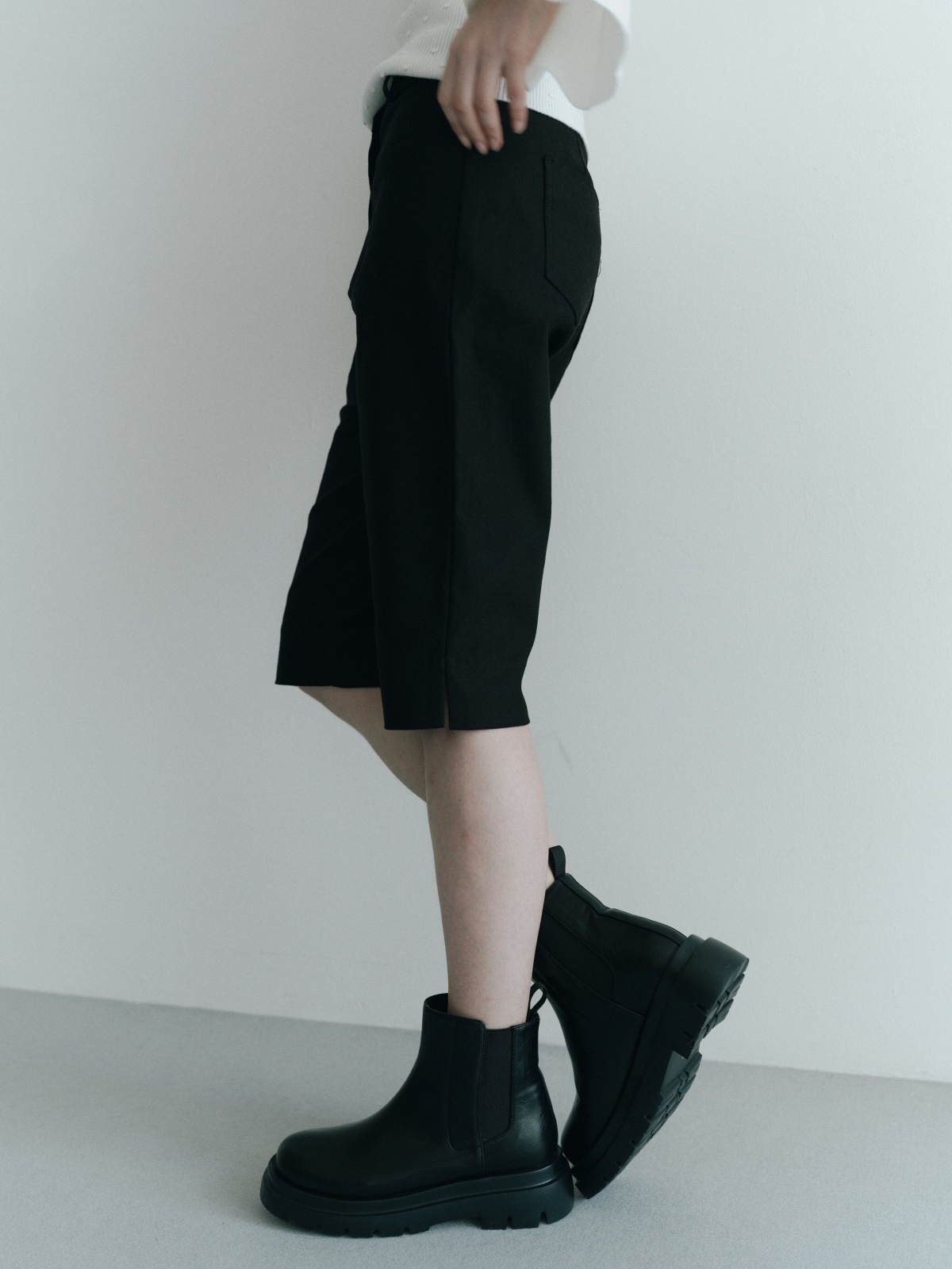 Chelsea Short Boots - HIAND