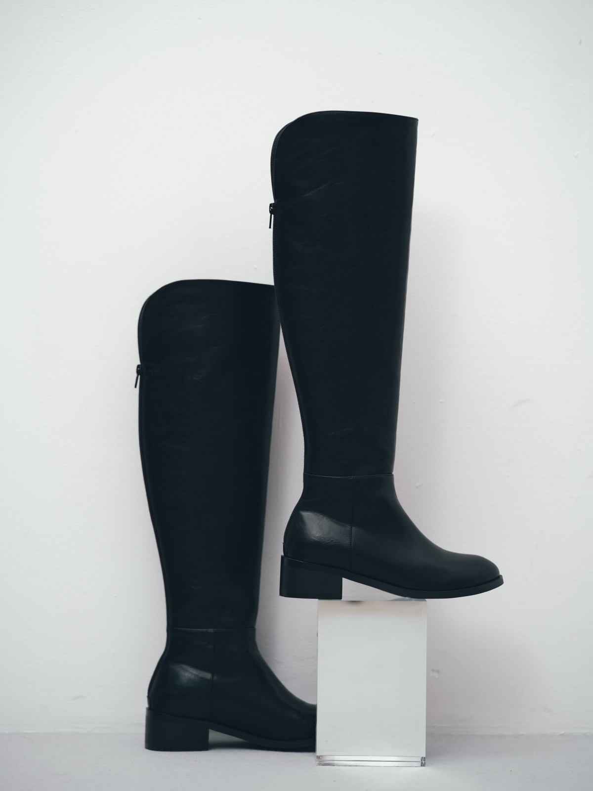 Round-top Knee-High Boots - HIAND