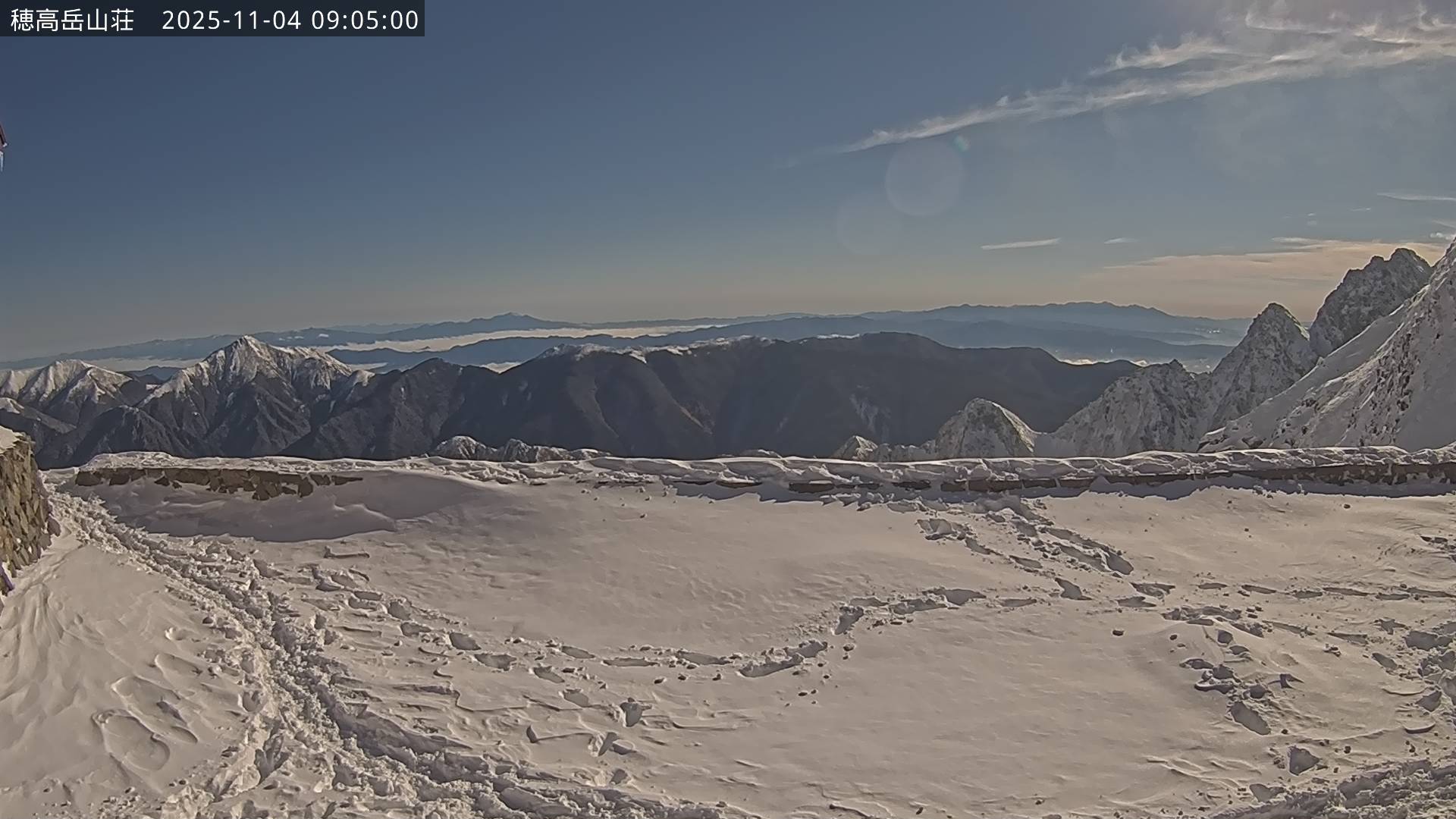 ライブカメラ | 穂高岳山荘