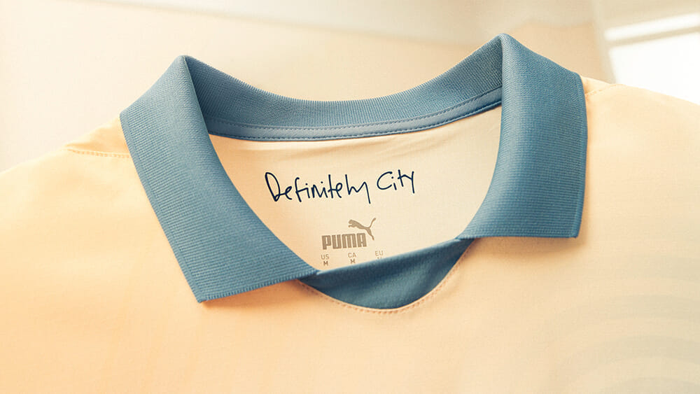 着想源は伝説のアルバムジャケット。オアシスのノエル・ギャラガーが