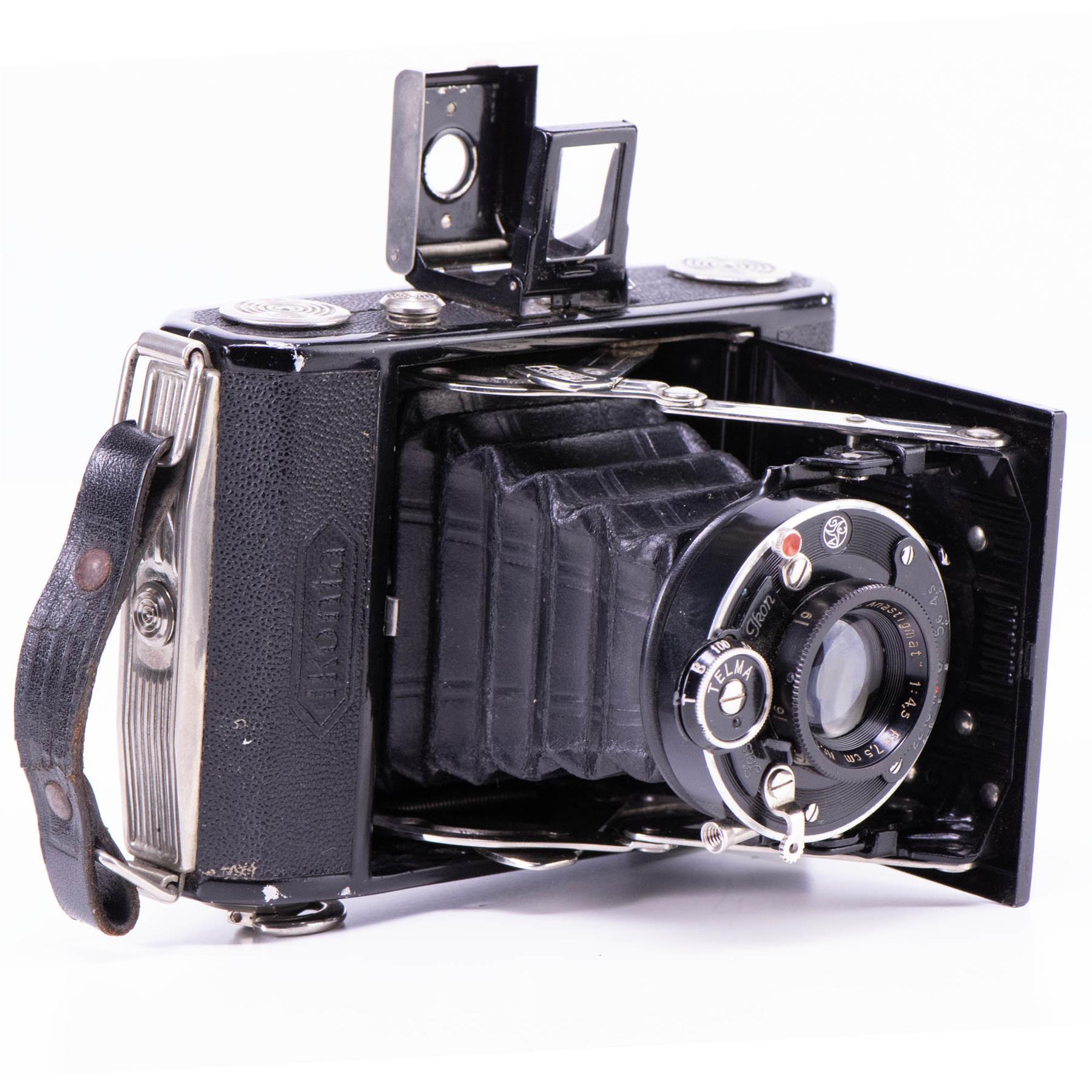 ツァイス イコン イコンタ 520 カメラ | 75mm f4.5 レンズ | ブラック