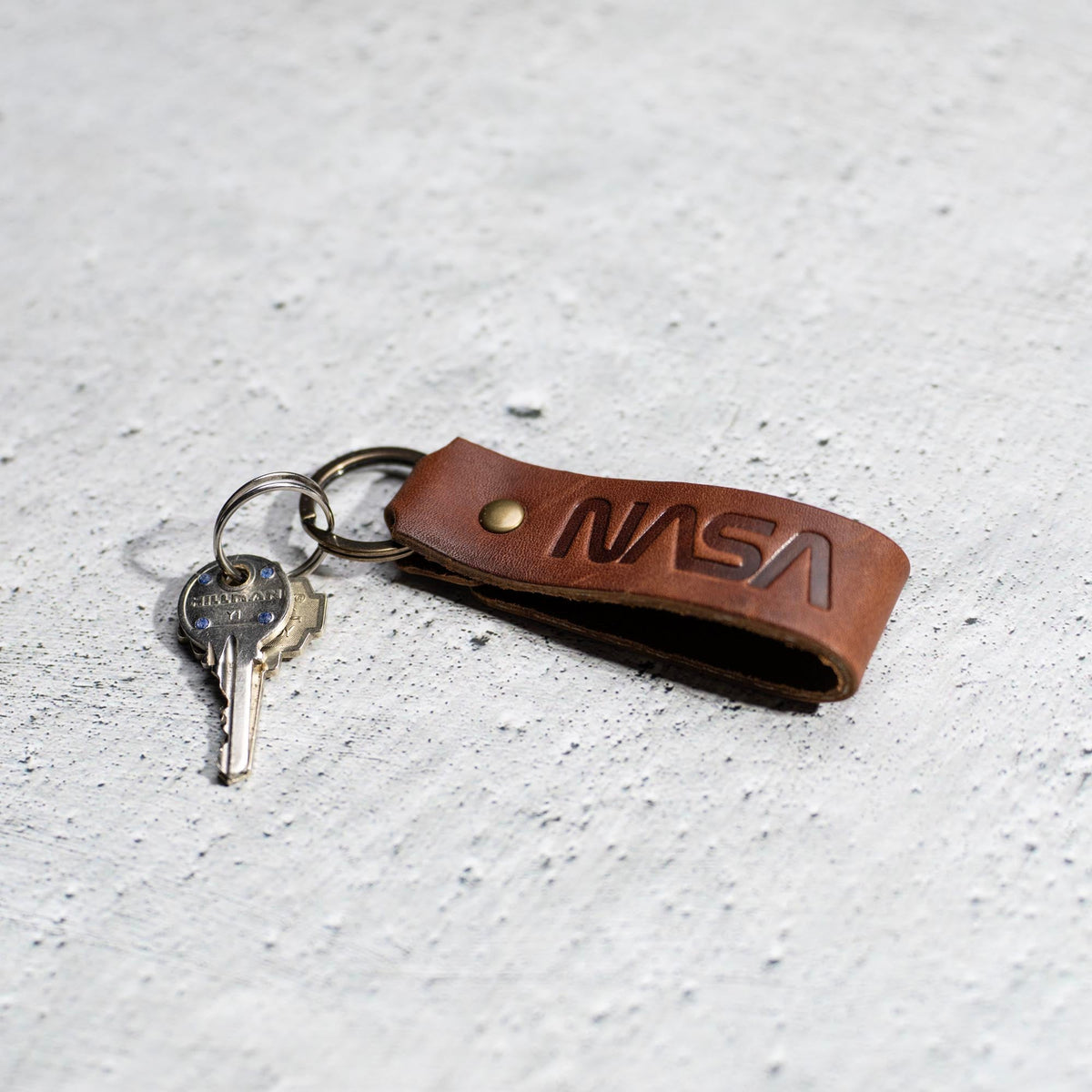 Personalized Fine Leather keychain Key Chain Key ring - The Tucker