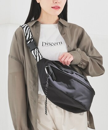 多ポケットボディバッグ: バッグ｜ハニーズ公式通販