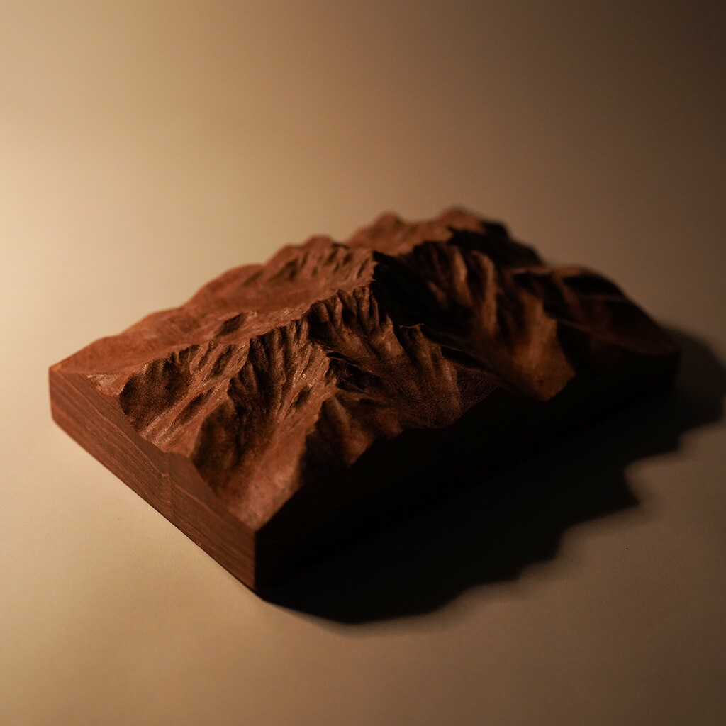 ikkaku mosaic. イッカクモザイク Unknown Mountain Collection Burnt
