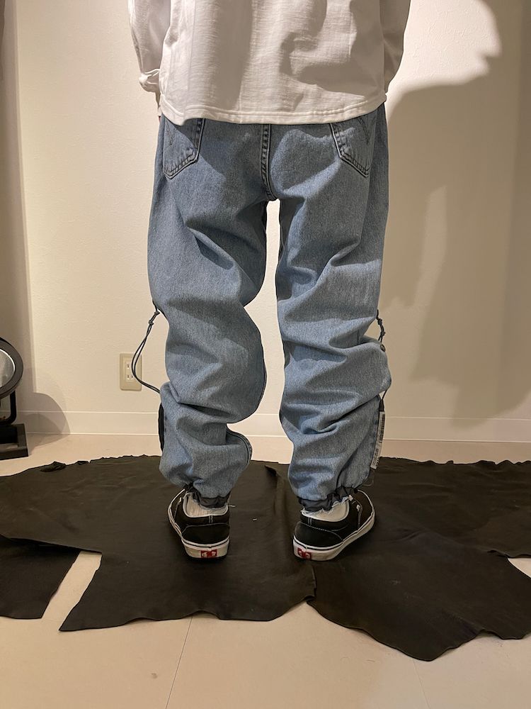 POLIQUANT - THE DEFORMED ADJUSTABLE THRIFTING DENIM 550 [FIGURE