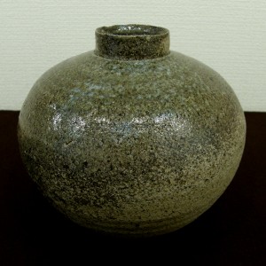 加守田章二の作品に関する査定、鑑定、買い取りはお気軽にご相談下さい