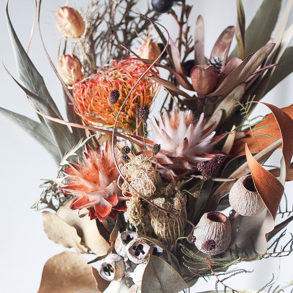 商品詳細 【定番ブーケ】ワイルドドライフラワーのブーケ□暖色系/送料