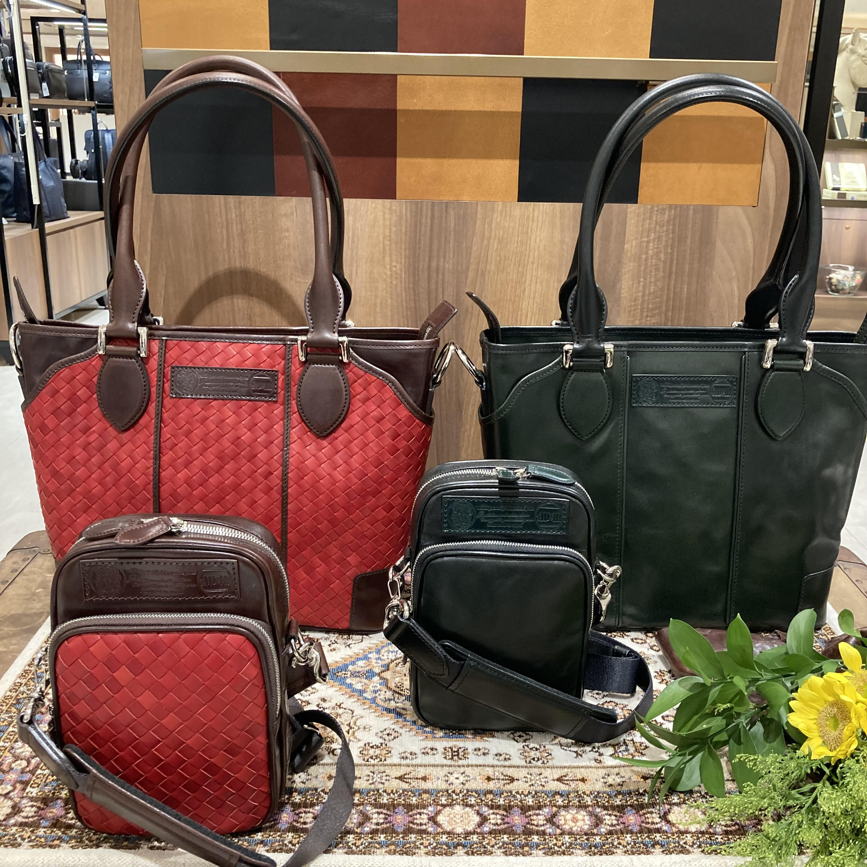 ジウォームスクラフツマニュファクチャー 限定モデル登場 | 売場