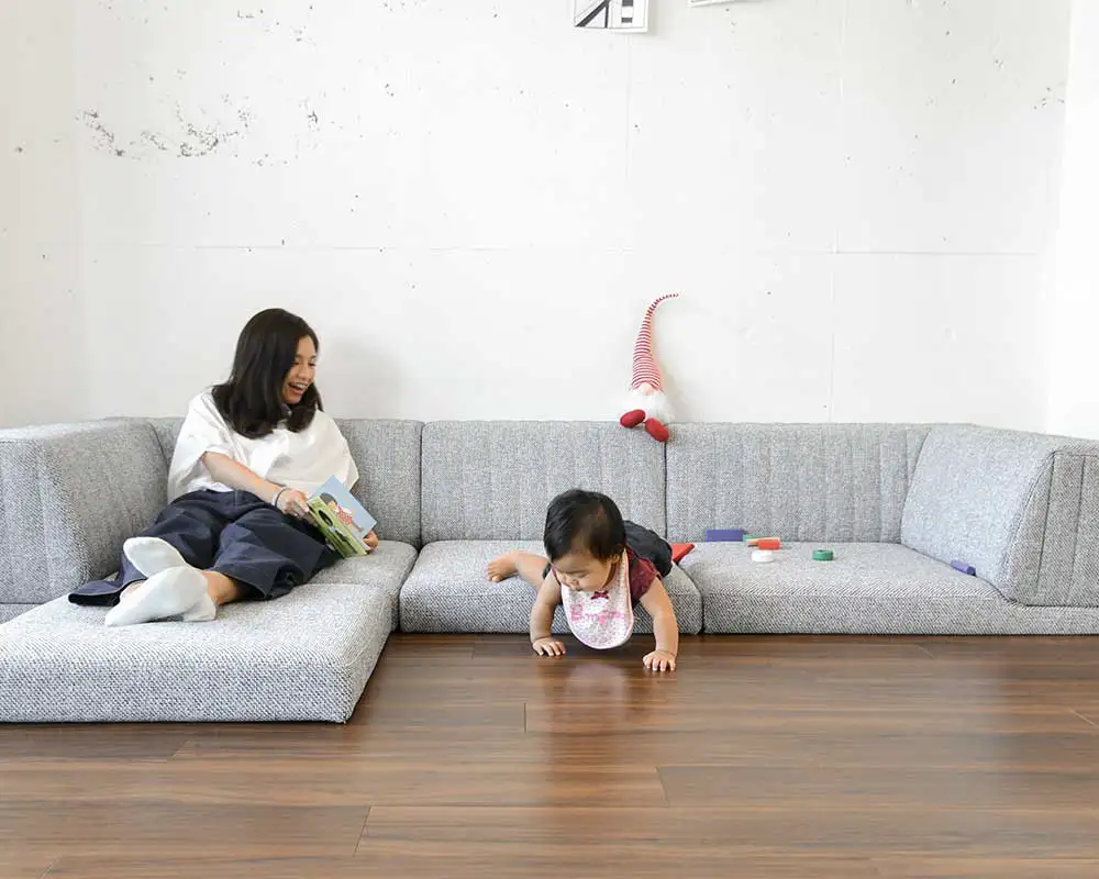 こたつや和室、畳にも合わせやすいローソファー「PICASSO SOFA」｜国産