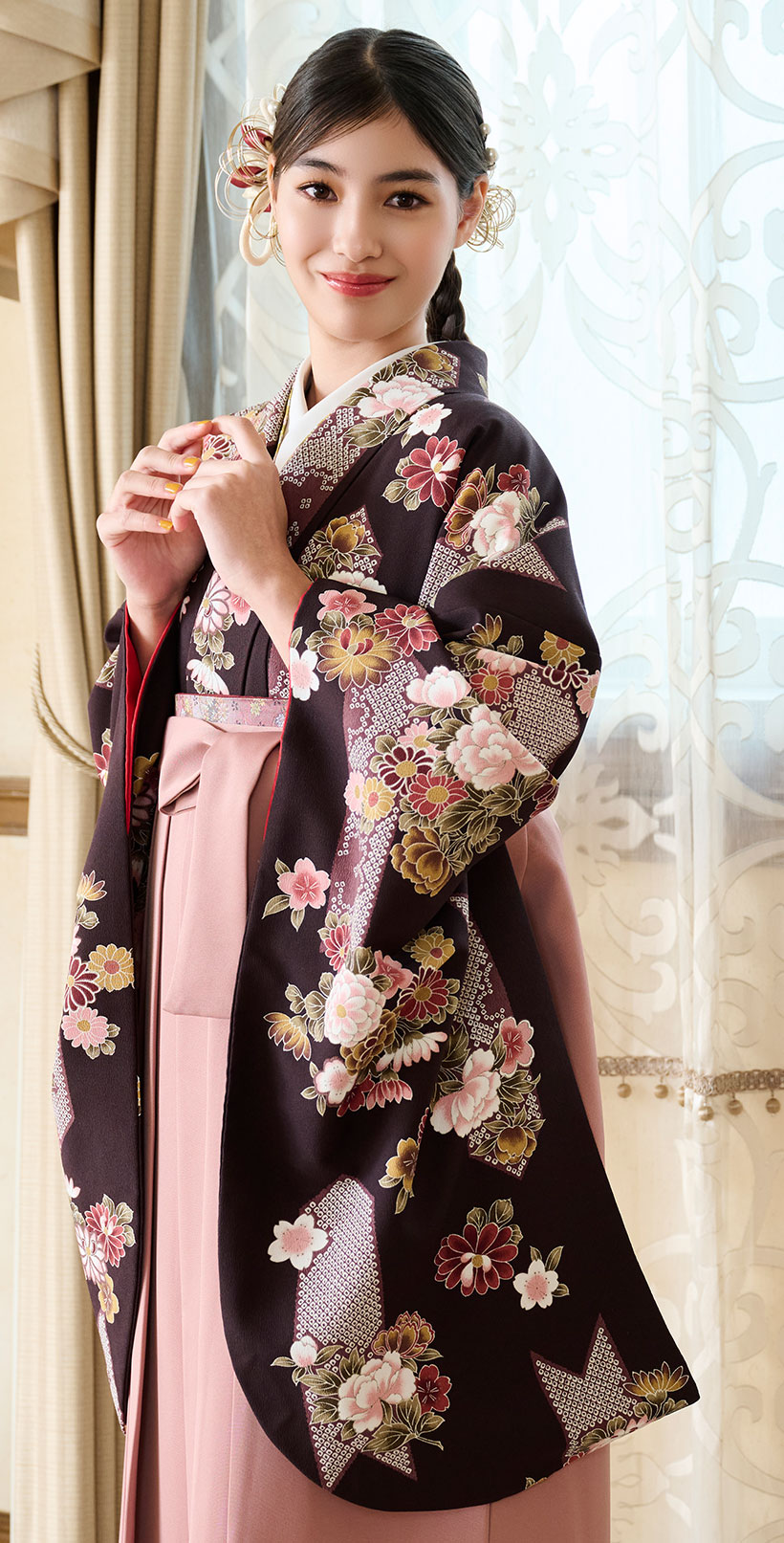 レンタル袴&着物 「こげ茶 花矢羽根」&「うすべに 無地」 | 小振袖