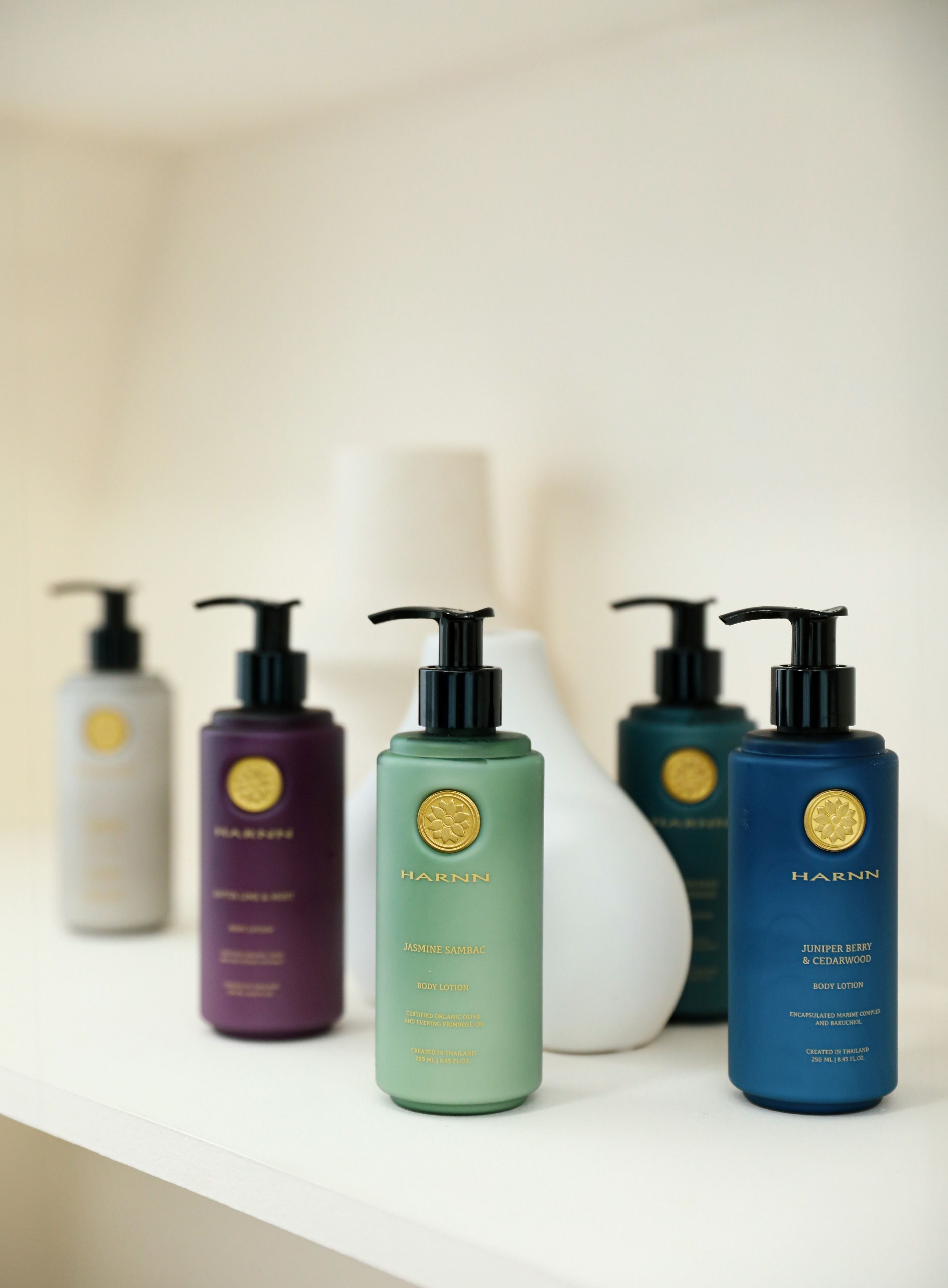 カフィアライム＆ミント ボディオイルスプレー 260ml – HARNN（ハーン