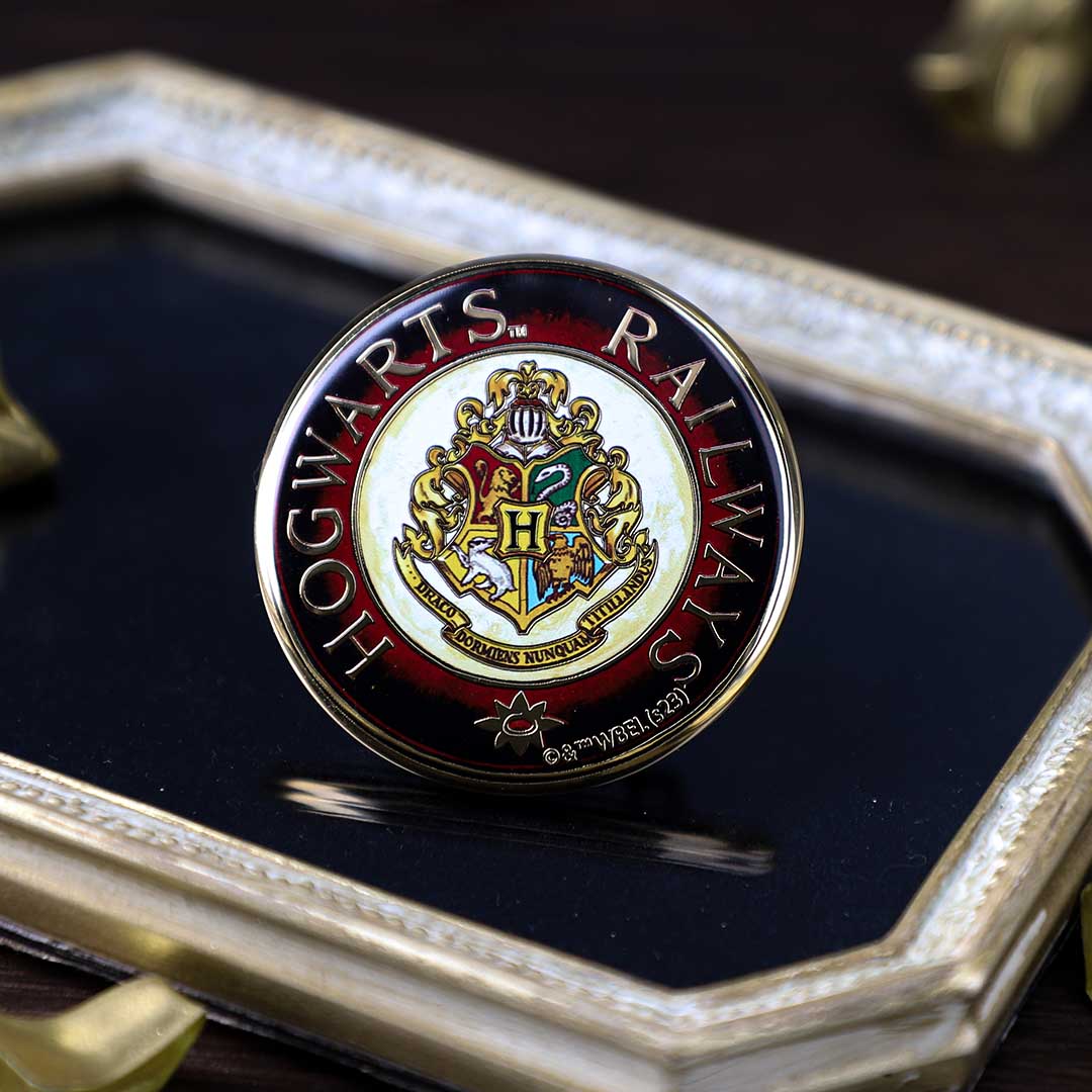 セット販売】金バッジ ホグワーツ 全10種 | ハリー・ポッター マホウドコロ