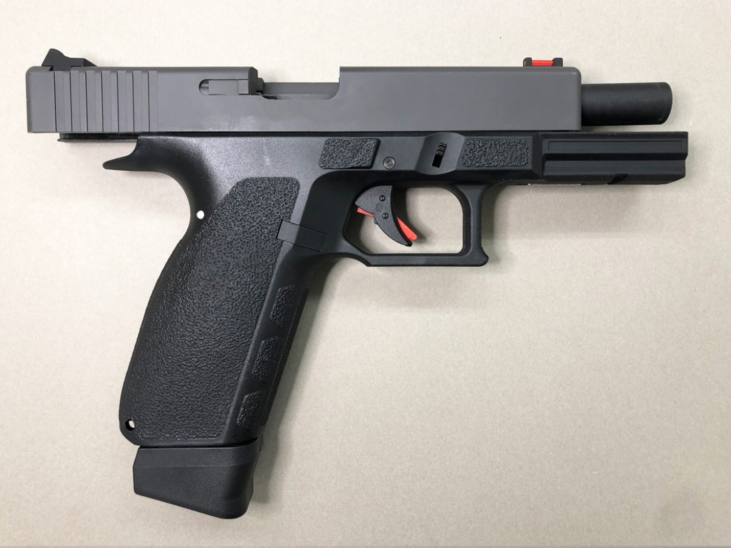 CARBON8（カーボネイト） ストライカー9 co2ブローバック