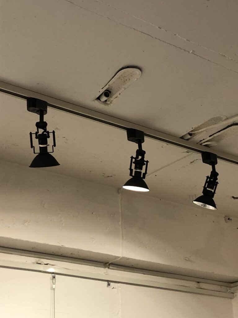 プロが注目するデザインアイテム照明編98/倉俣史朗 Yamagiwa K-SPOT