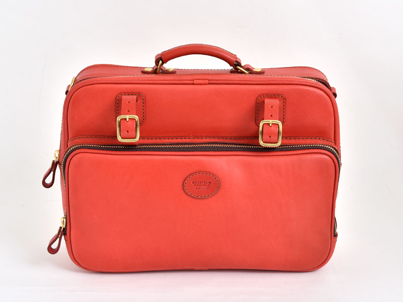 使い勝手の良いファスナータイプの2way本革ビジネスバッグ / 革鞄の