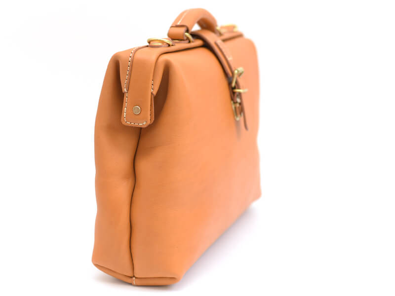 ソフトダレスはヘルツで大人気のビジネスバッグ / 革鞄のHERZ(ヘルツ