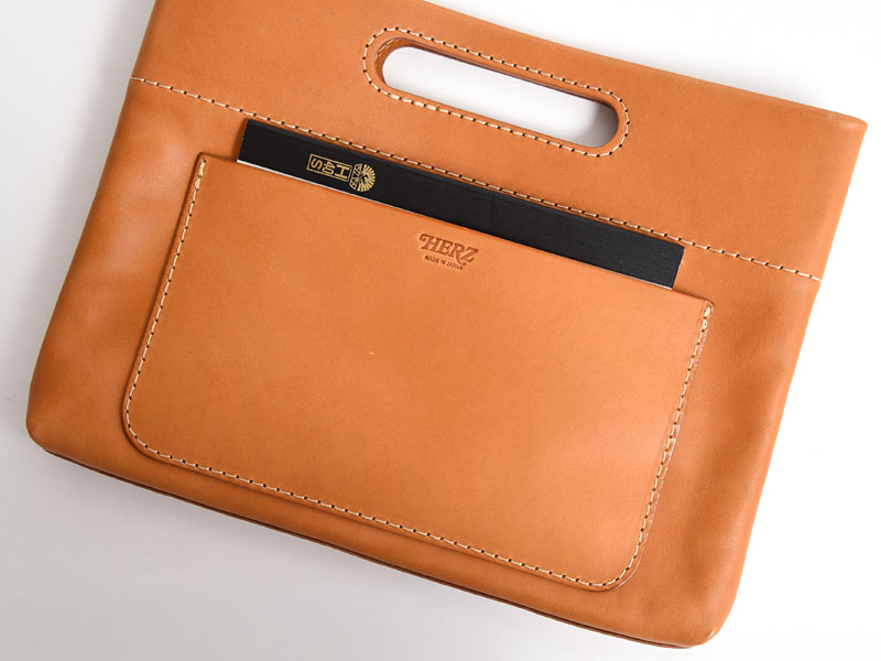 カバンの中身を整理できるA4・A5横型のバッグインバッグ / 革鞄のHERZ