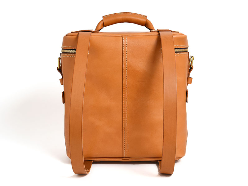 世界を旅する他にはない大型ギャジット3wayリュック / 革鞄のHERZ
