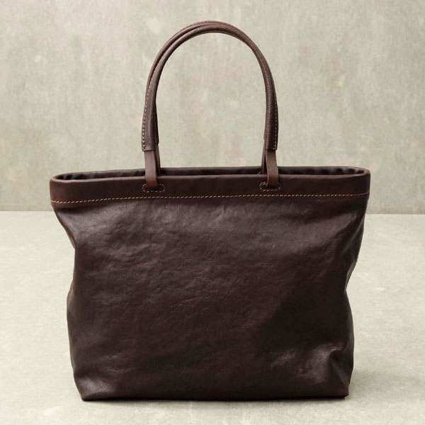 A4ファイル対応で仕事にも使えるファスナー肩掛けトート / 革鞄のHERZ