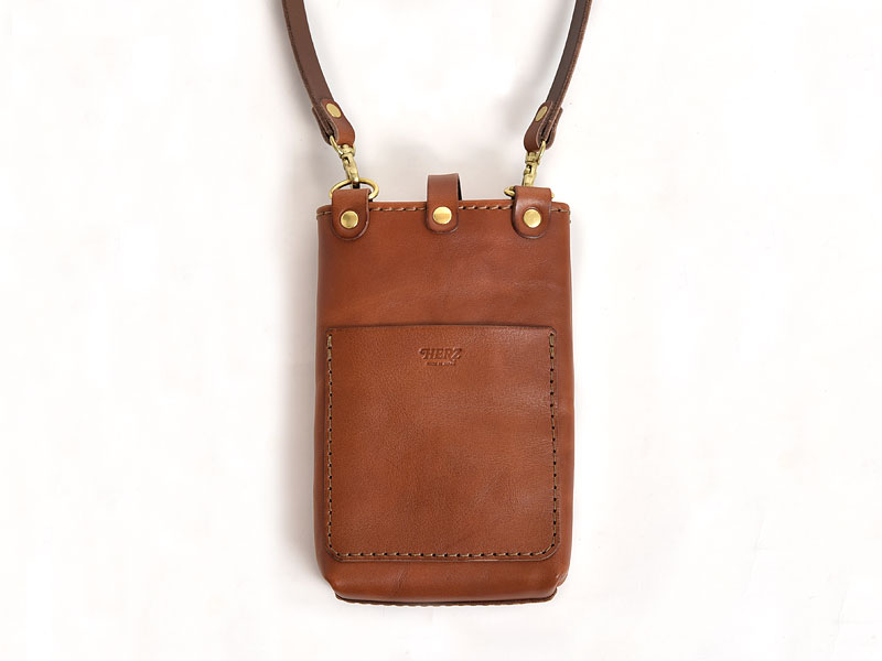 スマホショルダー(スマホポーチ)としてもベルトポーチとしても使える