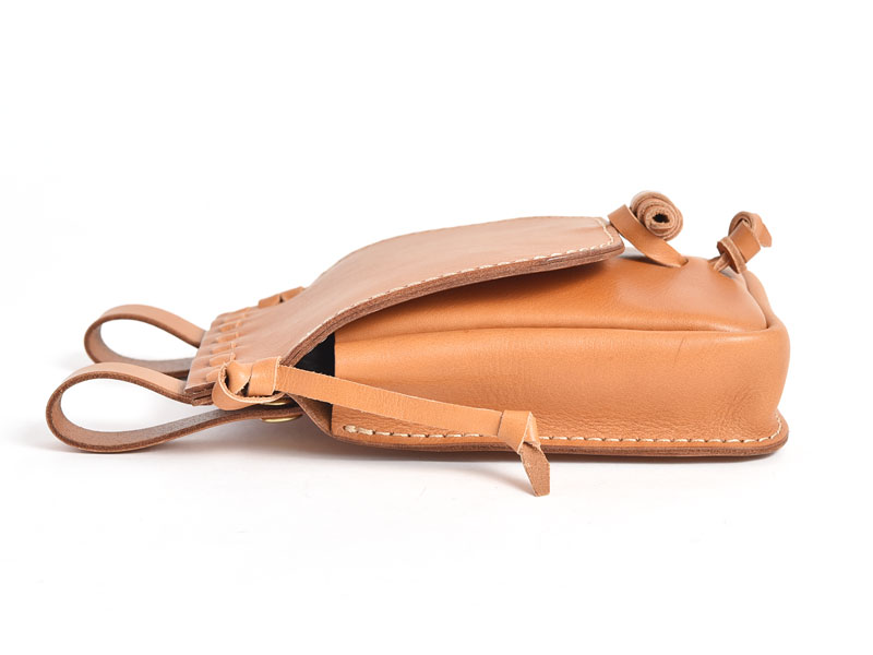 クラフト感のあるインディアン・レザーベルトポーチ / 革鞄のHERZ