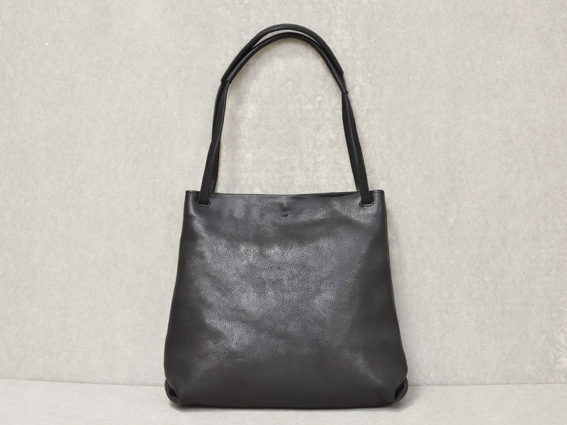 軽くて斜め掛けも出来る使い勝手抜群のショルダートート / 革鞄のHERZ